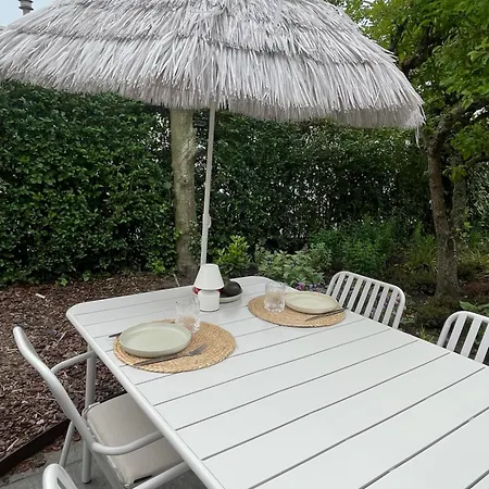 Horská chata Strandhuisje Anna Dicht Bij De Zee *